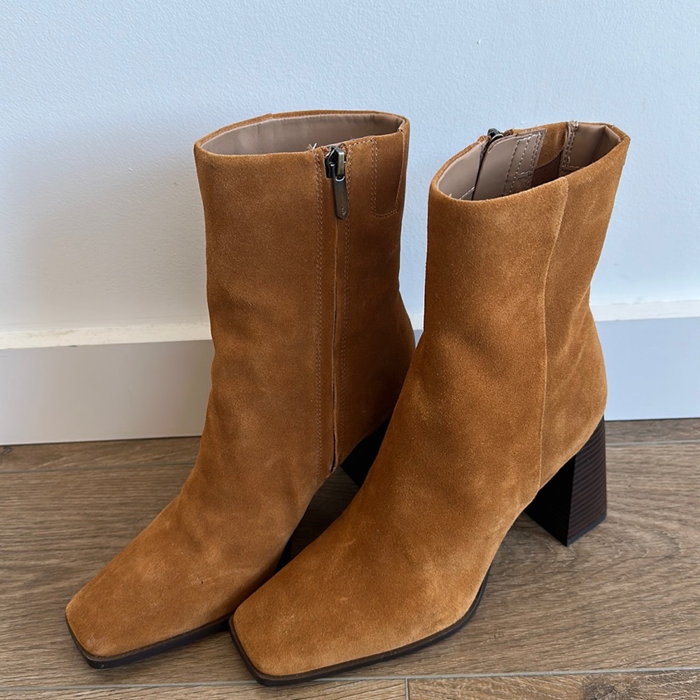 NEW Sam Edelman Tan Suede Boots